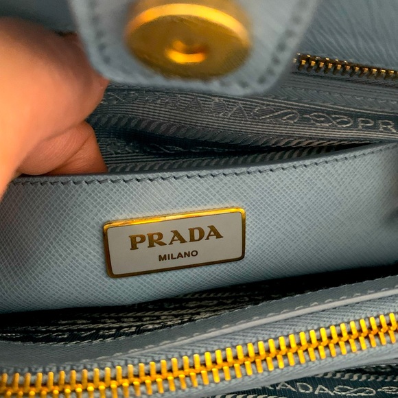 Prada Saffiano Lux Astrale - Picture 15 of 16